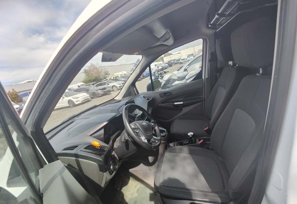 Ford Transit 2022 3