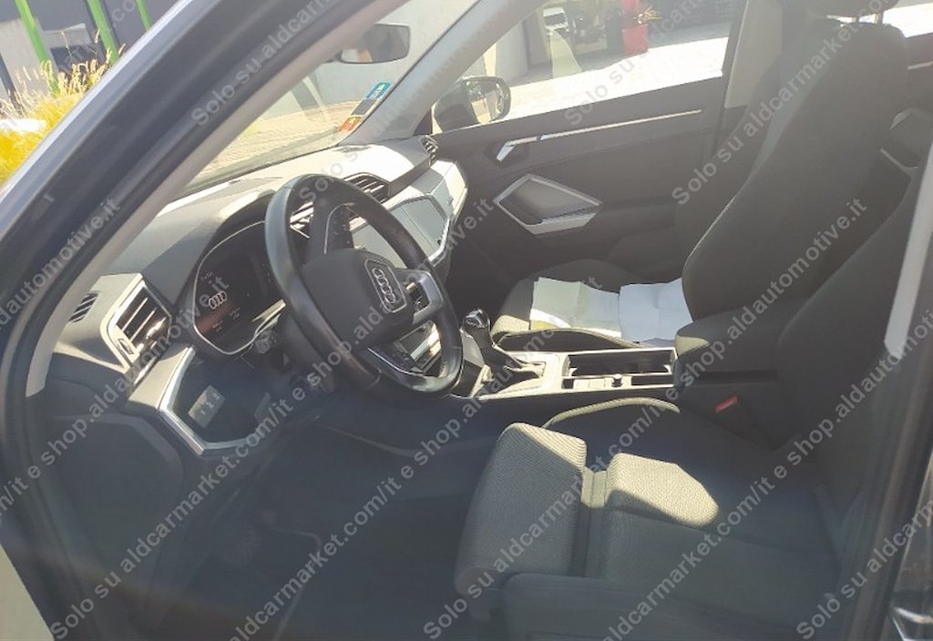 Audi Q3 2022 8