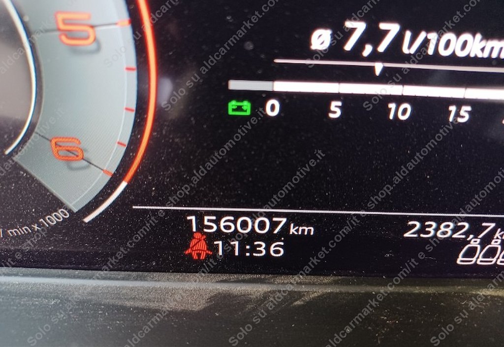 Audi A4 2023 5