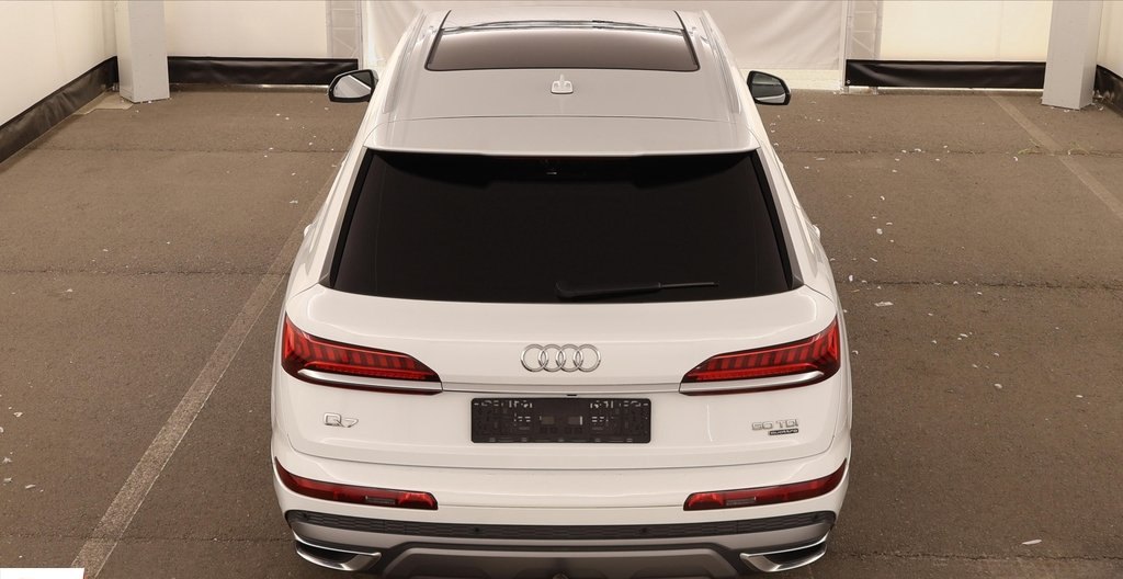 Audi Q7 2022 8