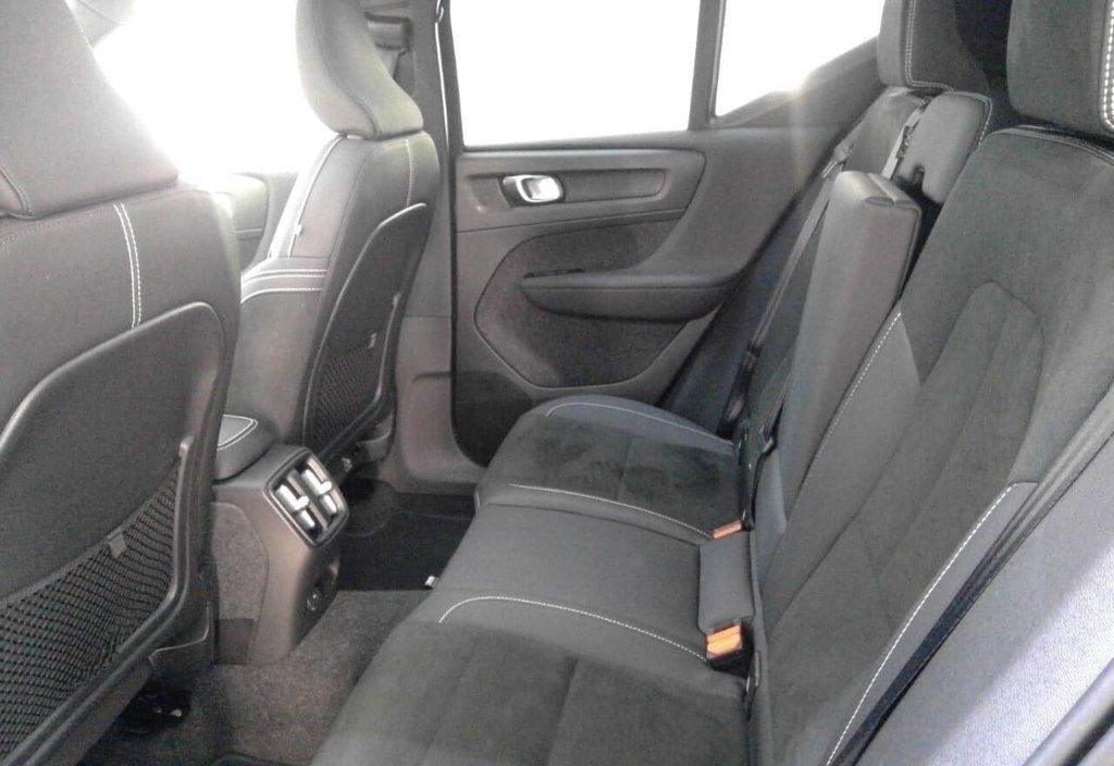 Volvo XC40 2021 7