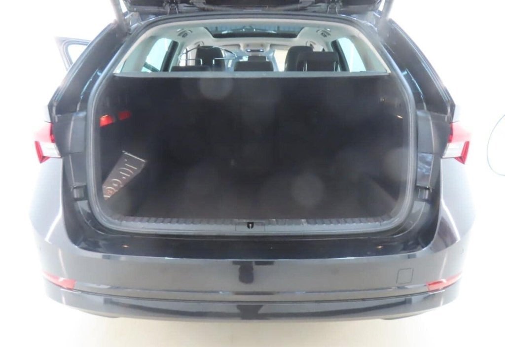 Skoda Octavia 2022 9