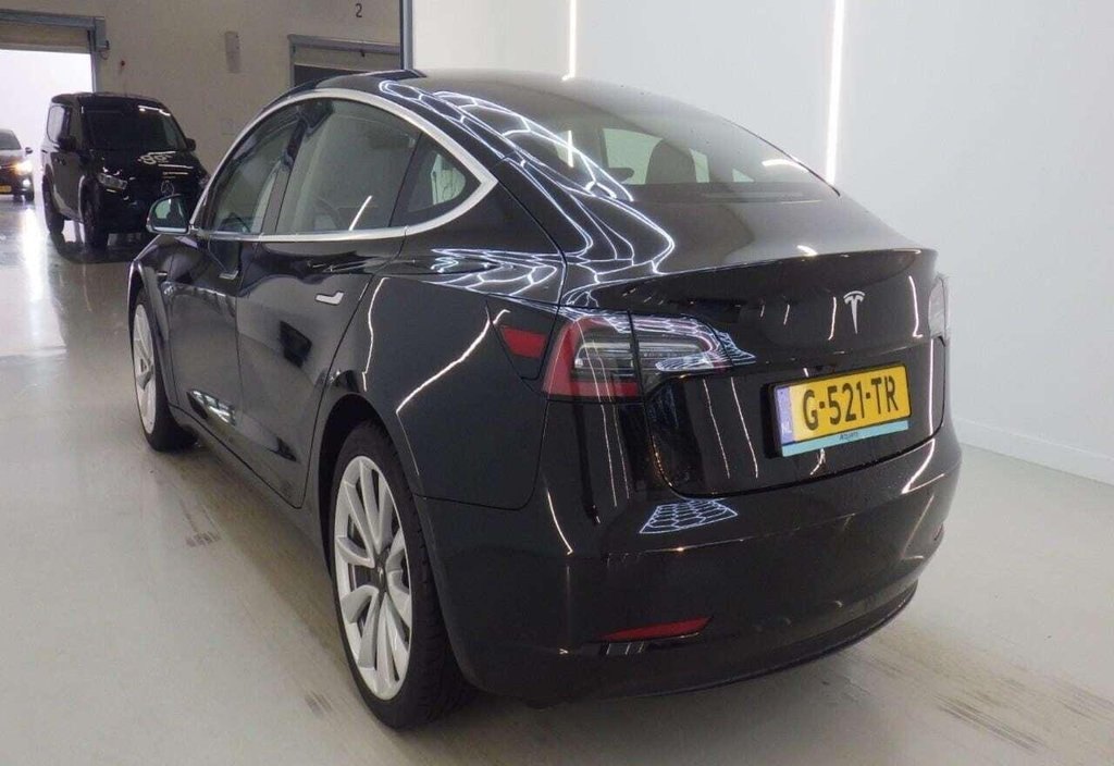 Tesla Model 3 2019 3
