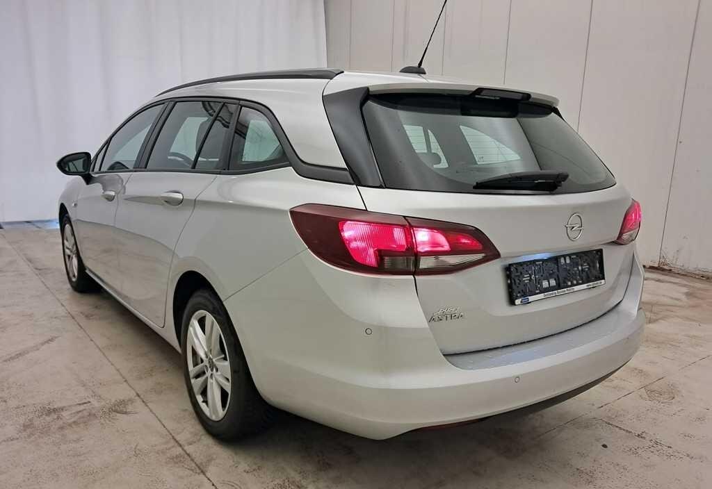 Opel Astra 2021 4