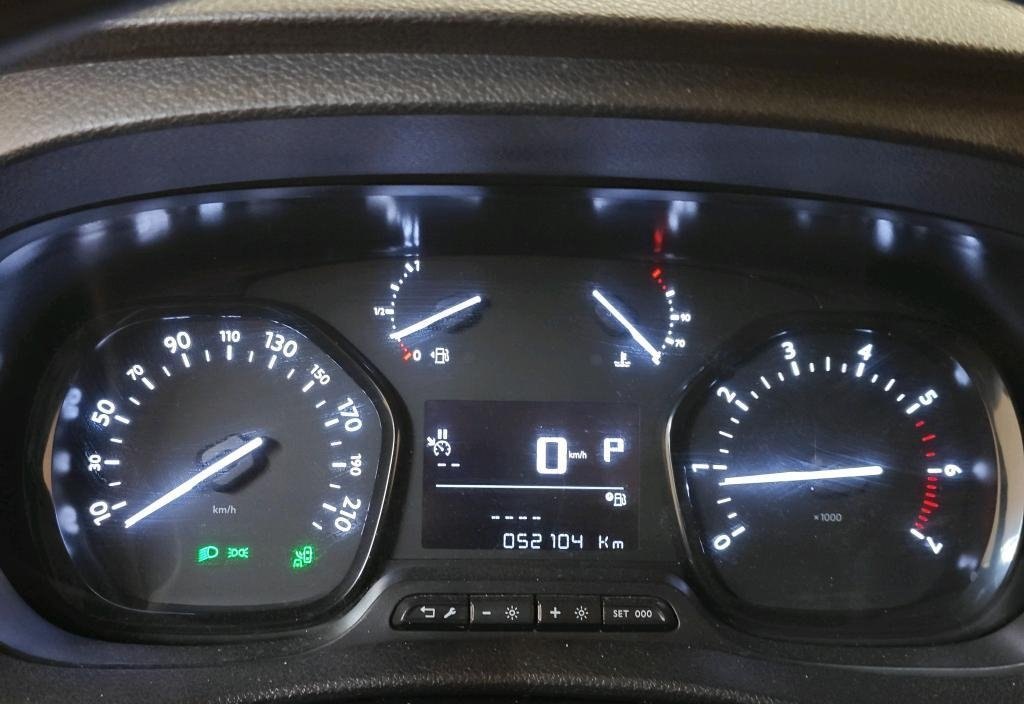 Opel Vivaro 2021 7