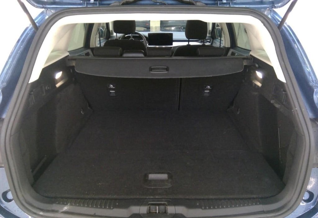 Ford Focus 2024 9