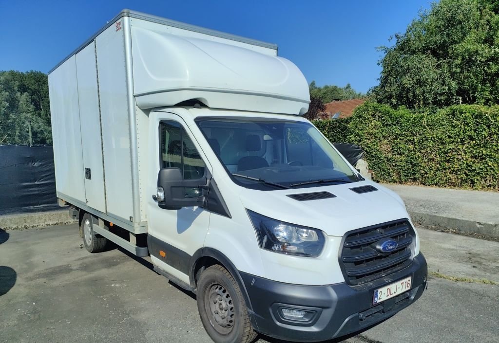 Ford Transit 2023 8