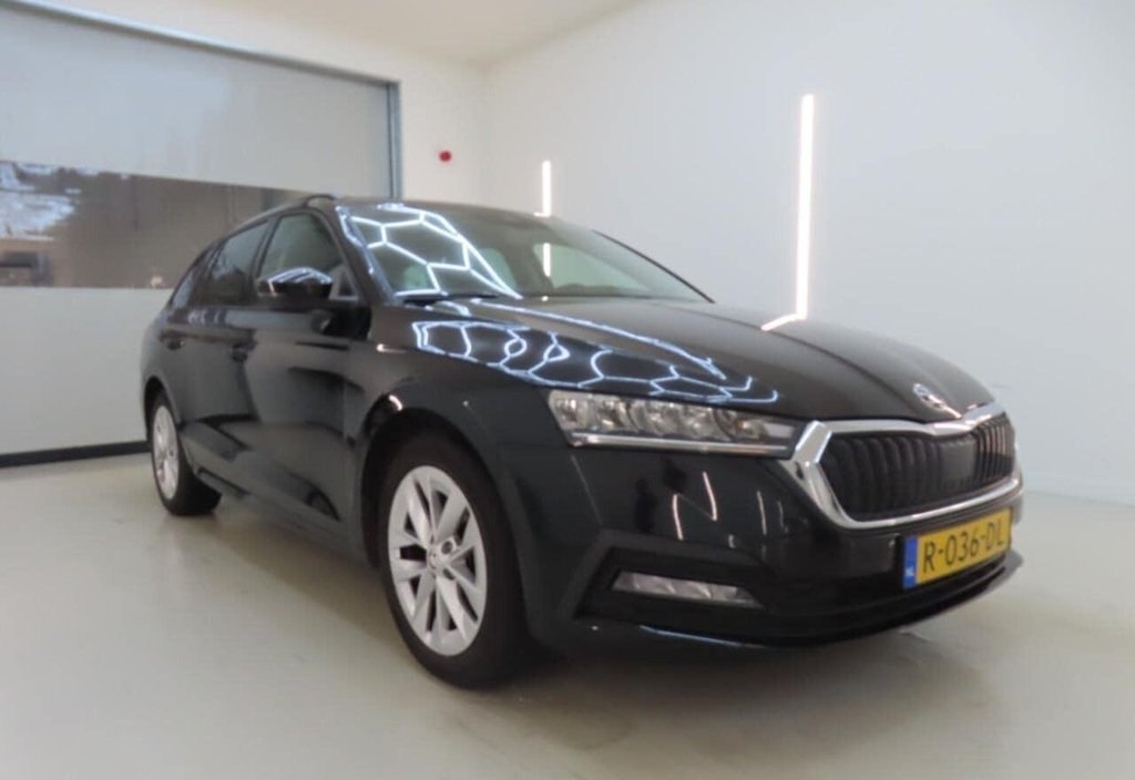 Skoda Octavia 2022 4