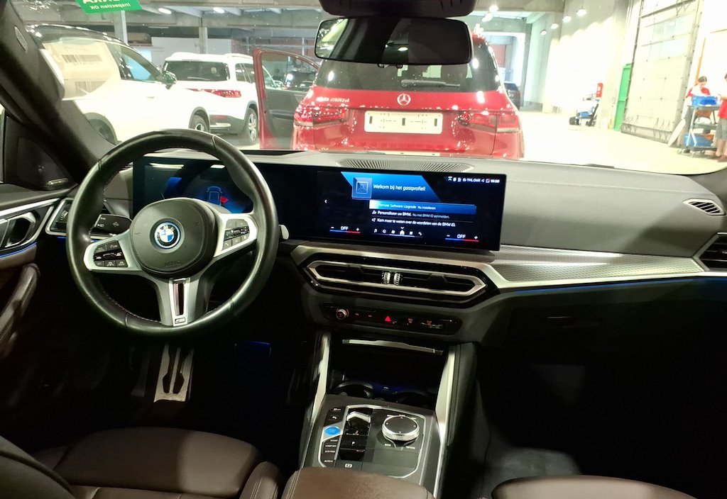 BMW i4 2024 7