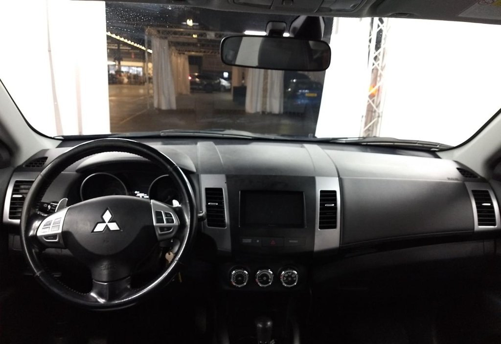 Mitsubishi Outlander 2010 6