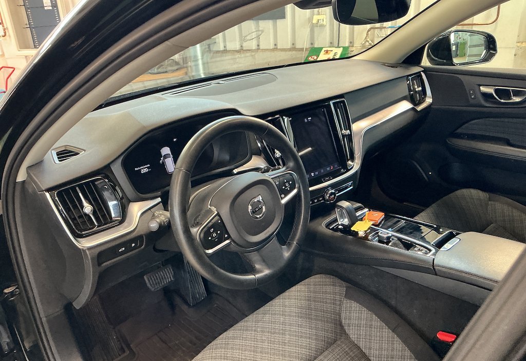 Volvo V60 2022 10
