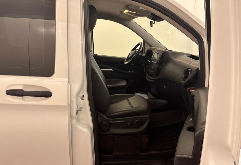 Mercedes-Benz Vito 2021 7