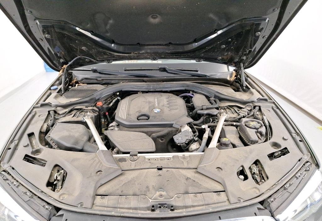 BMW 518d 2021 4