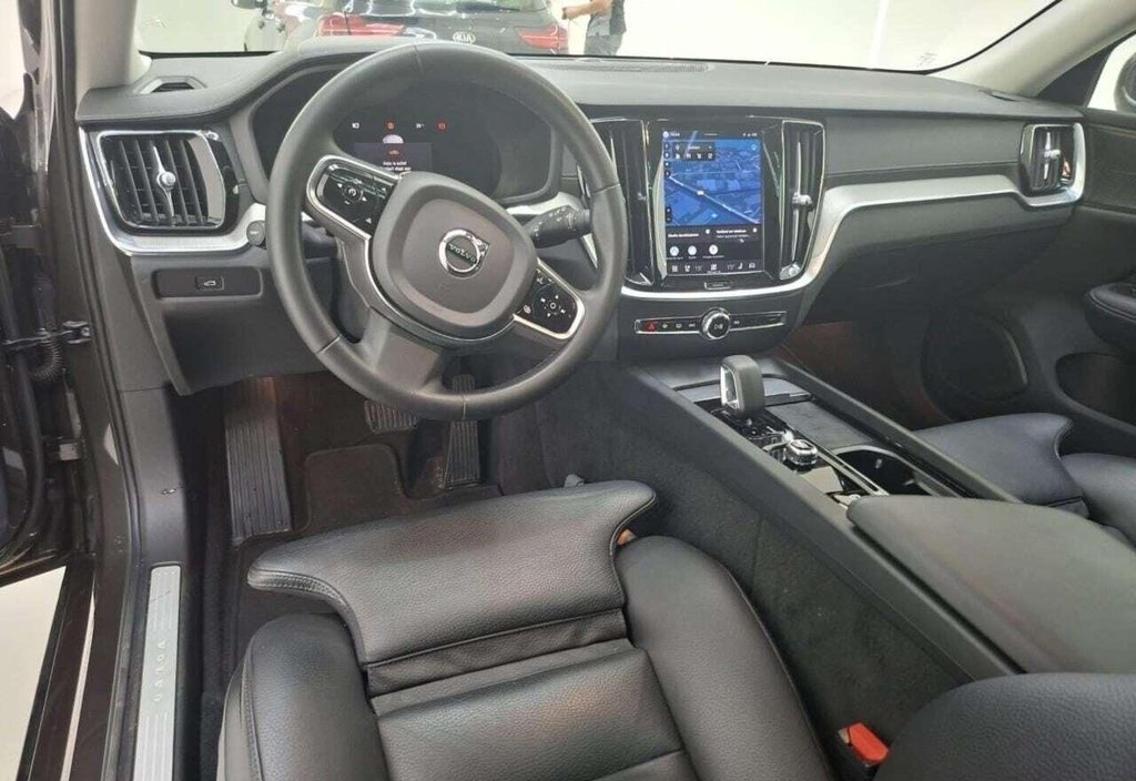 Volvo V60 2022 9