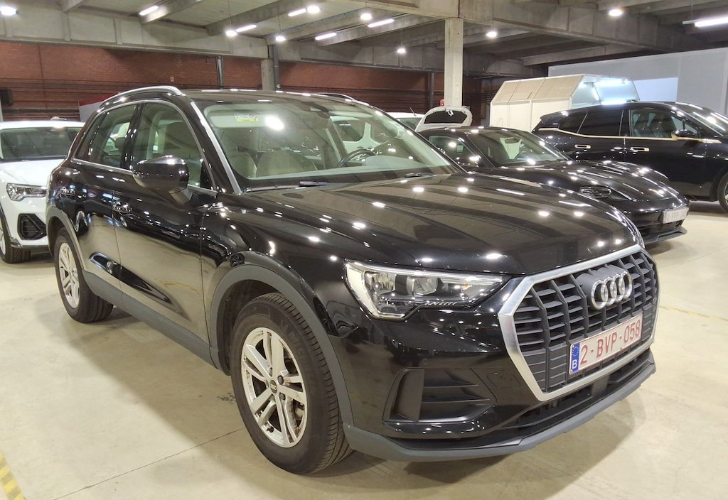 Audi Q3 2022 9