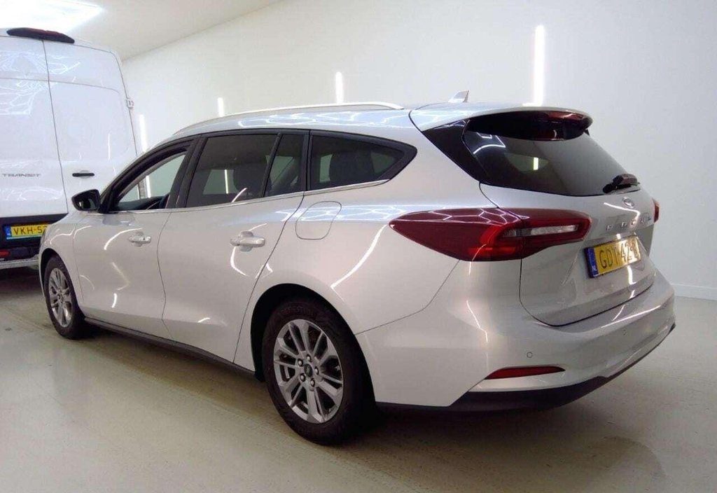 Ford Focus 2024 5
