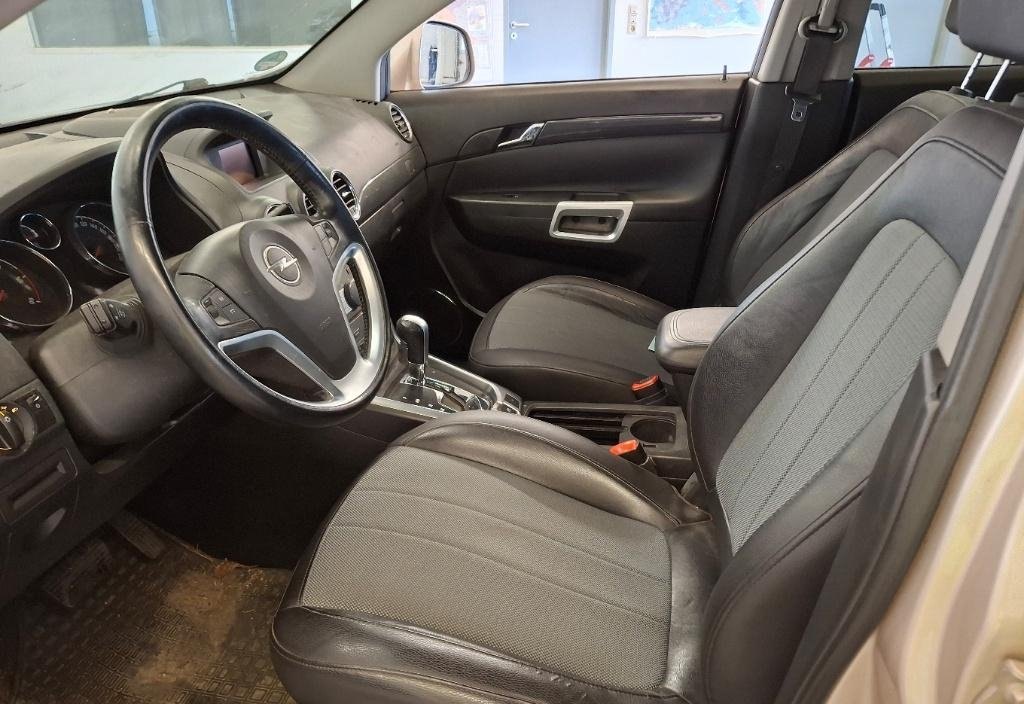 Opel Antara 2012 5