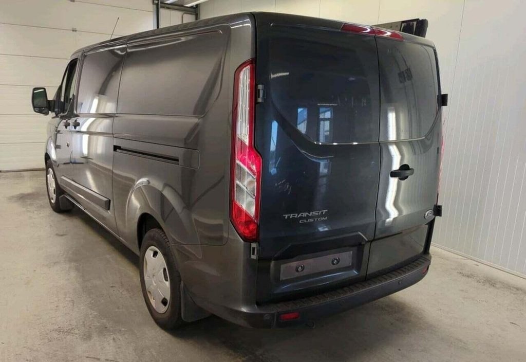 Ford Transit 2023 6