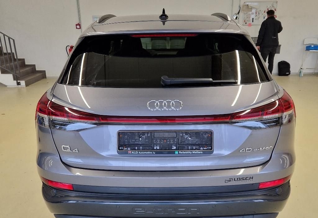 Audi Q4 2023 6