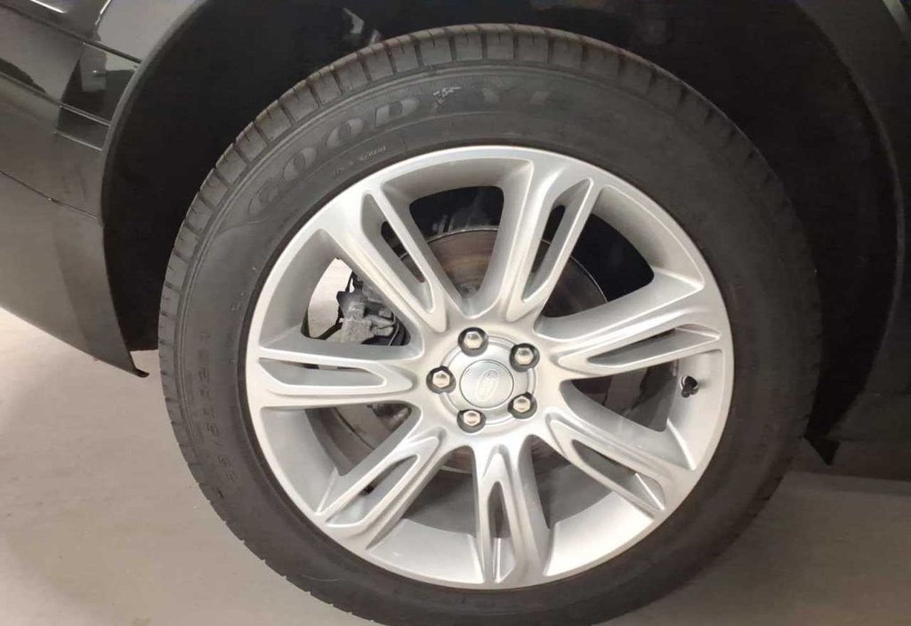 Land Rover Range 2023 11