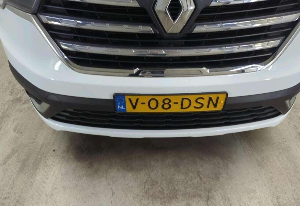 Renault Trafic 2024 4