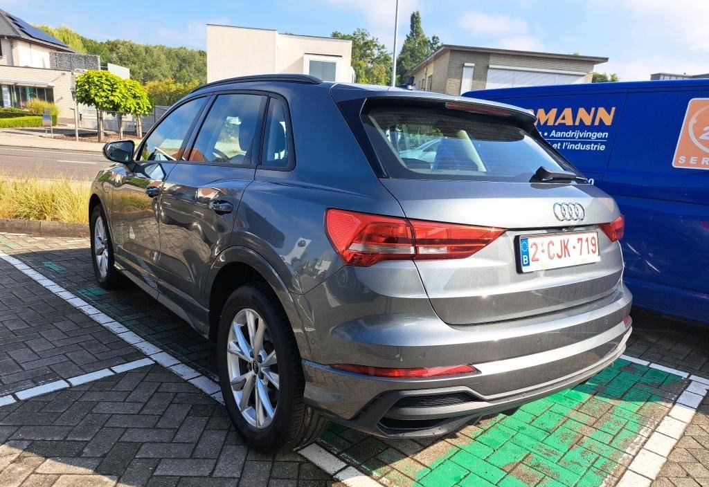 Audi Q3 2022 10