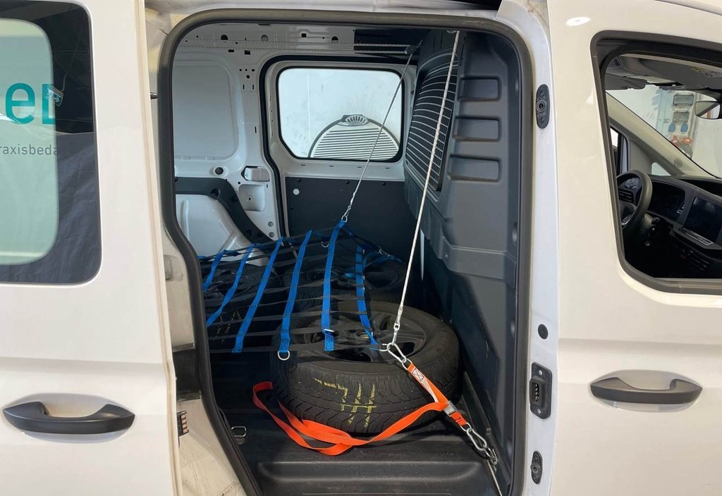 Volkswagen Caddy 2023 9