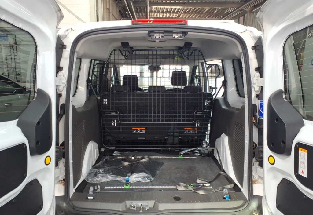 Ford Transit 2023 5