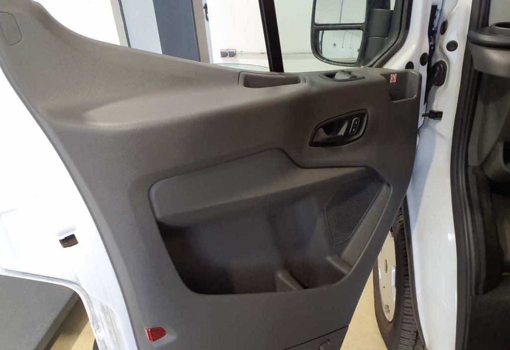 Ford E-TRANSIT 2024 12