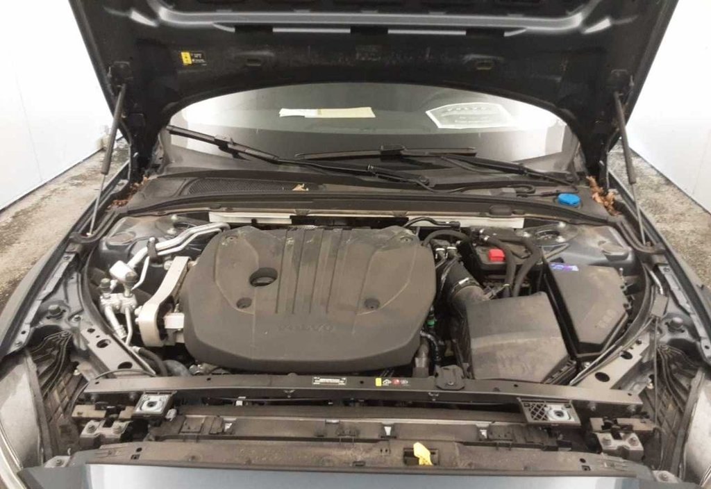 Volvo V60 2024 4