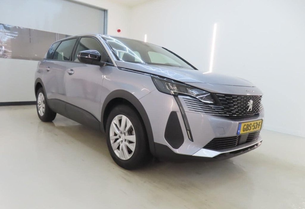 Peugeot 5008 2024 4