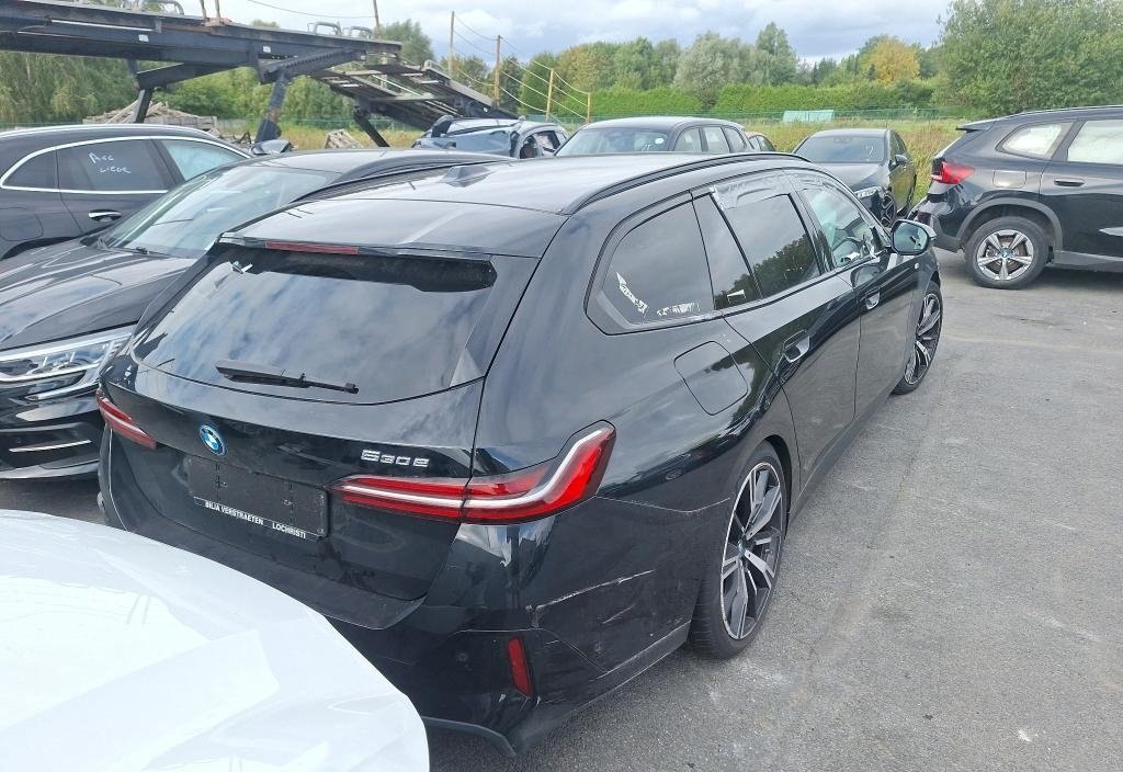 BMW 530e 2025 9