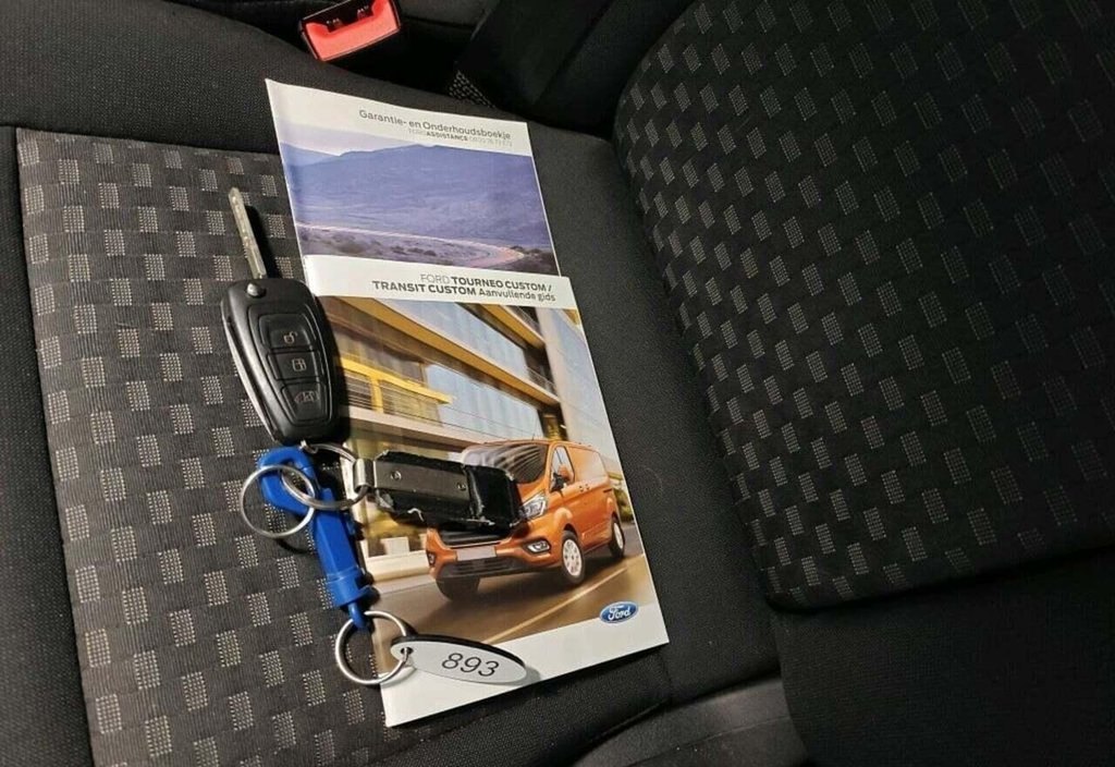 Ford Transit 2023 12