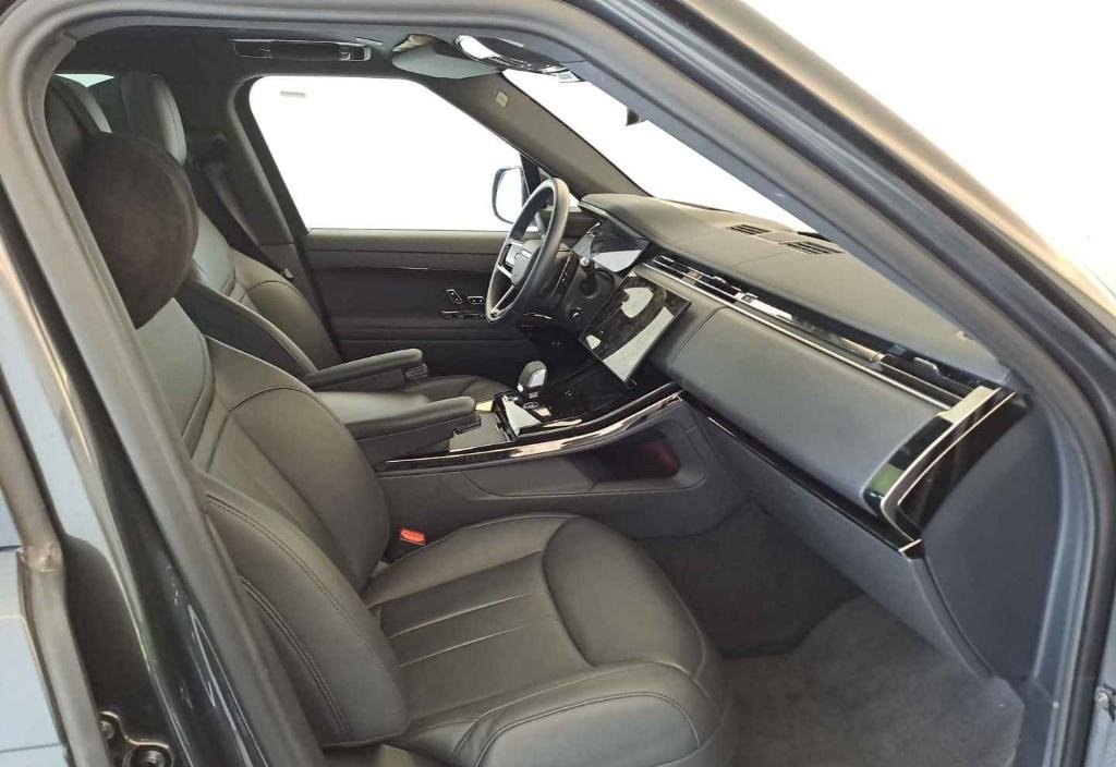 Land Rover Range 2025 5