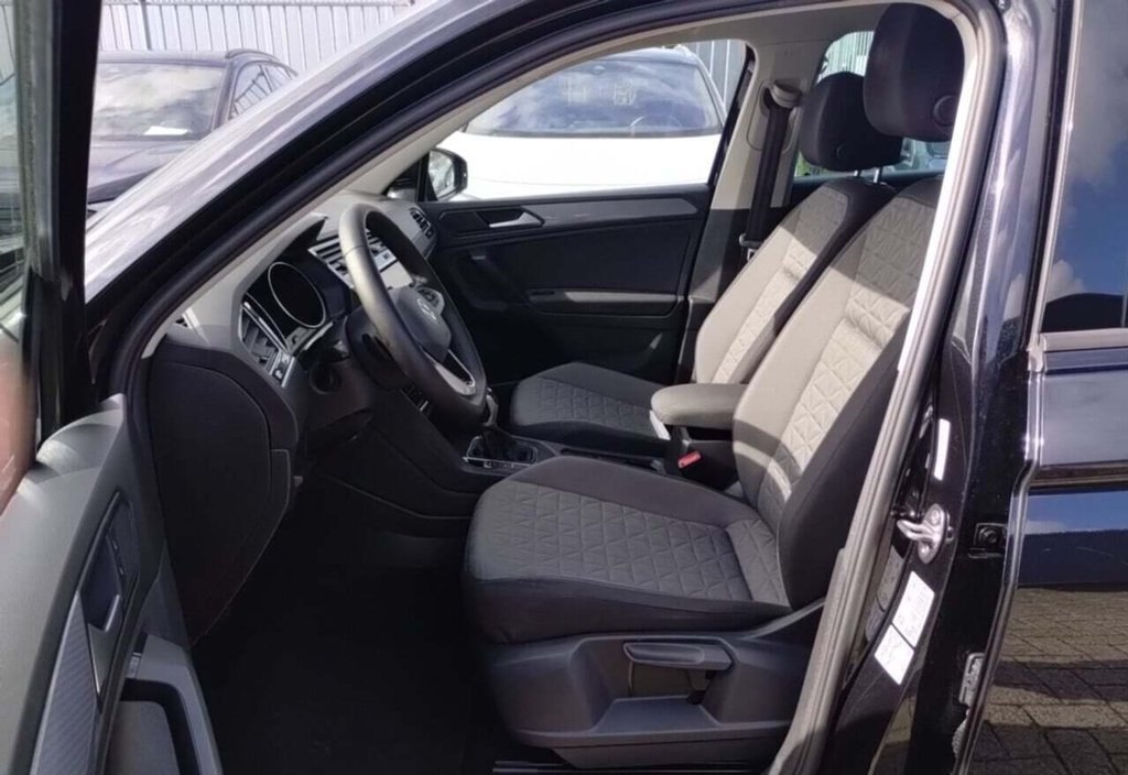 Volkswagen Tiguan 2023 12