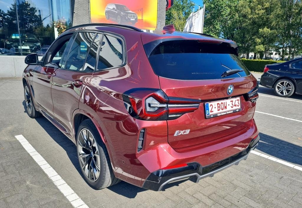 BMW IX3 2021 10