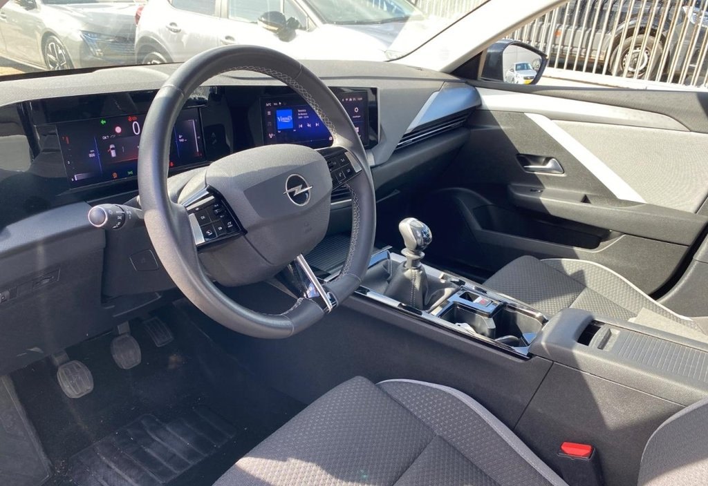 Opel Astra 2023 6