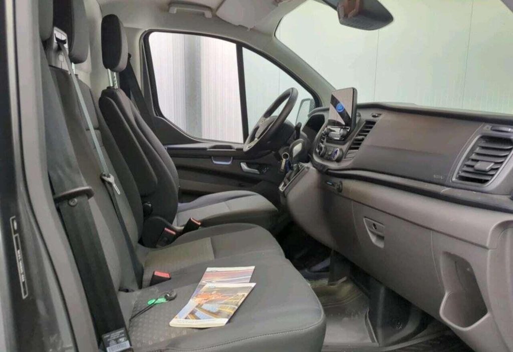 Ford Transit 2023 7