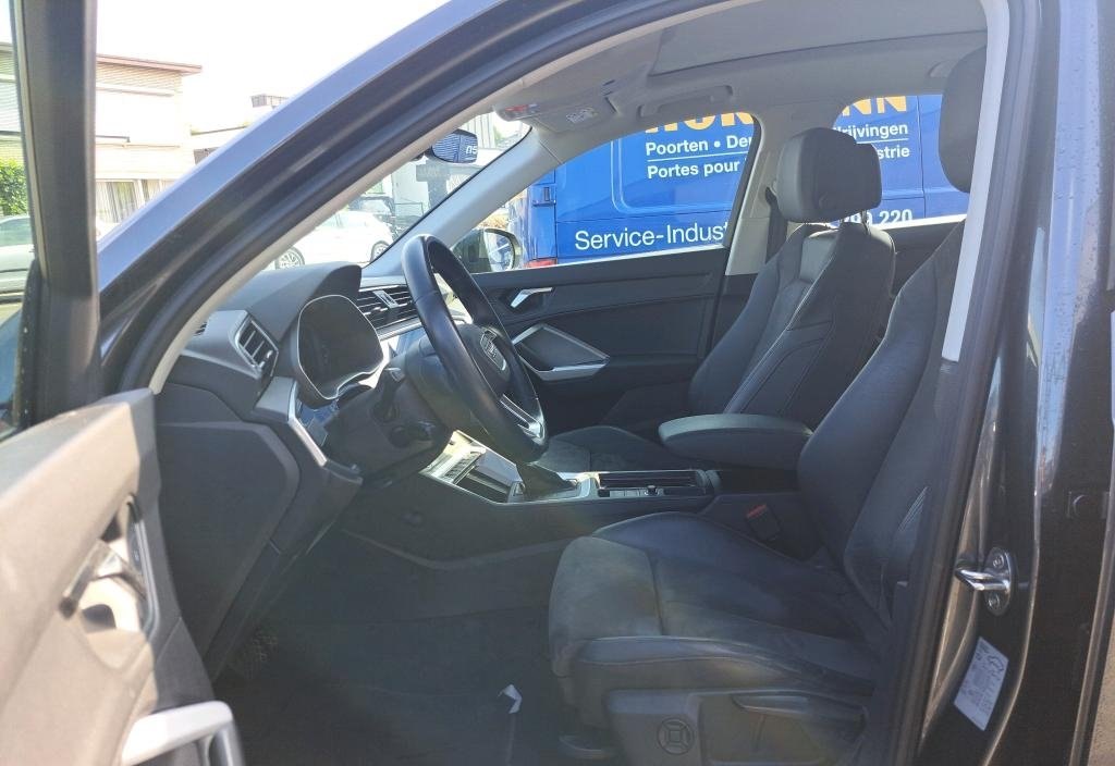 Audi Q3 2022 8