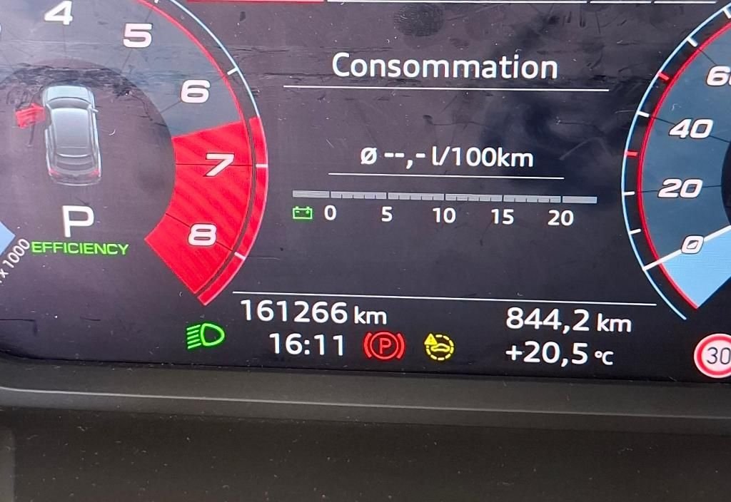 Audi Q3 2022 10
