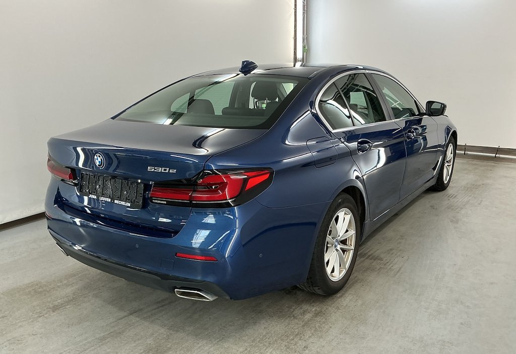 BMW 530e 2022 5