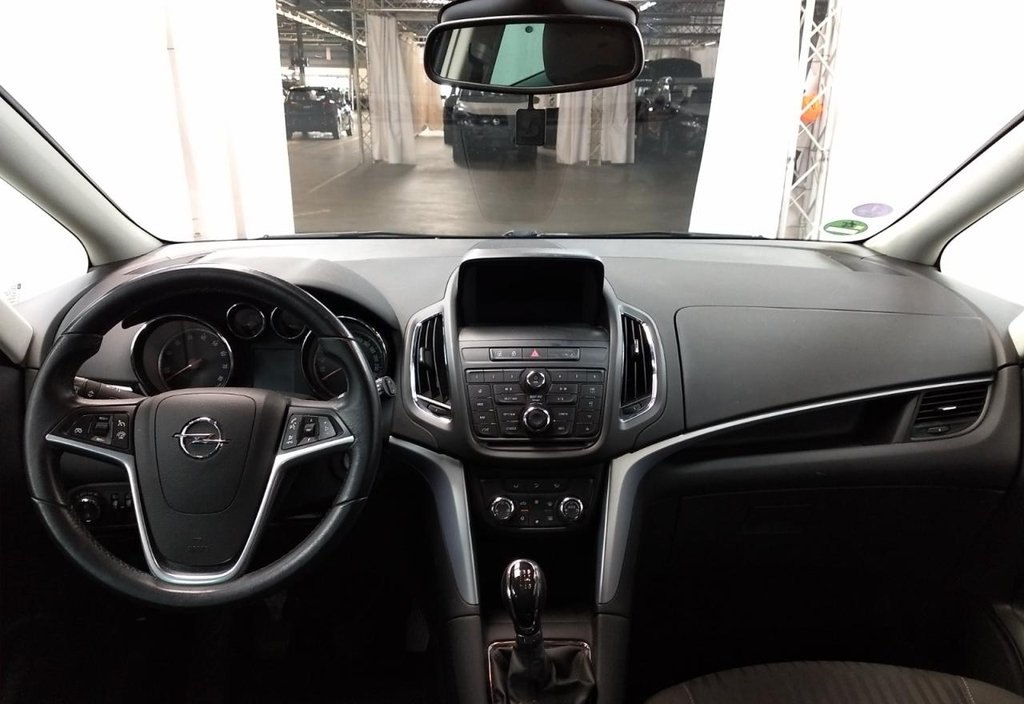 Opel Zafira 2015 6