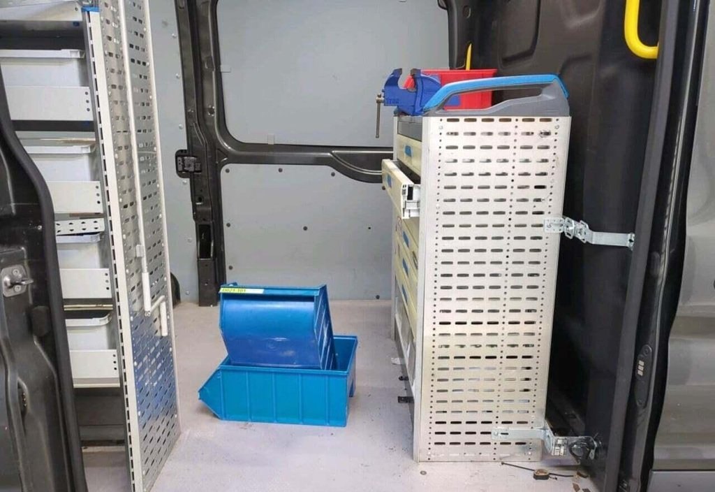 Ford Transit 2023 8