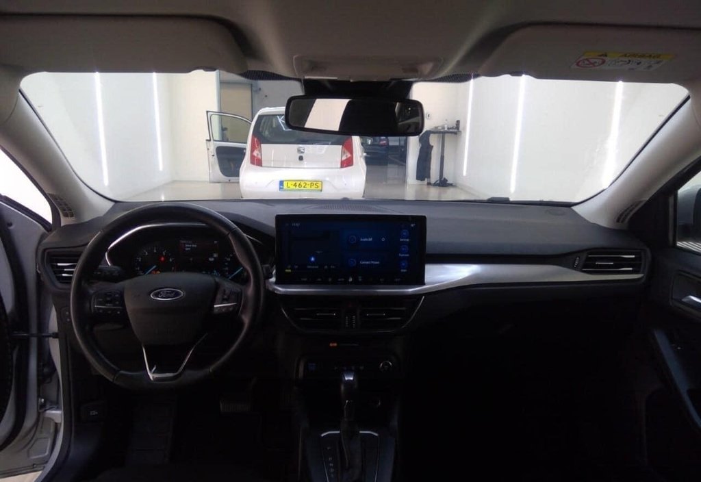Ford Focus 2024 2