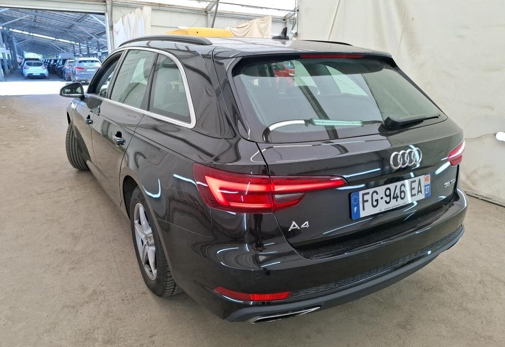 Audi A4 2019 2