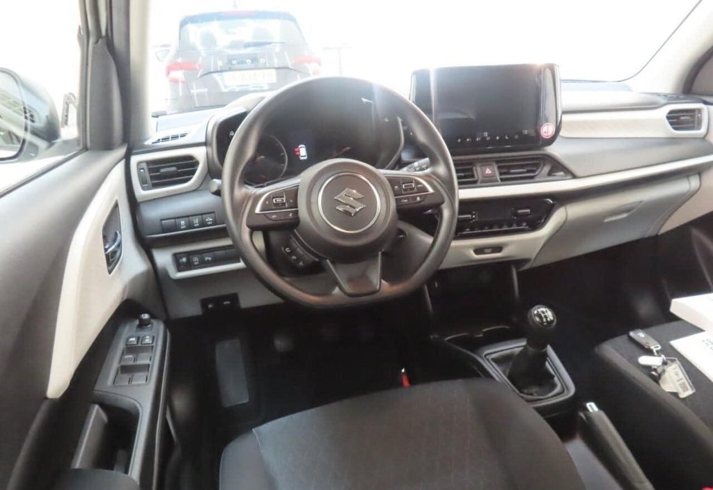 Suzuki Swift 2025 4