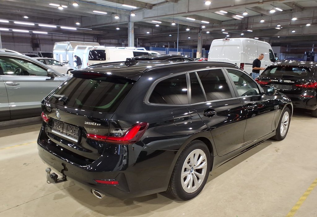 BMW 320e 2021 5