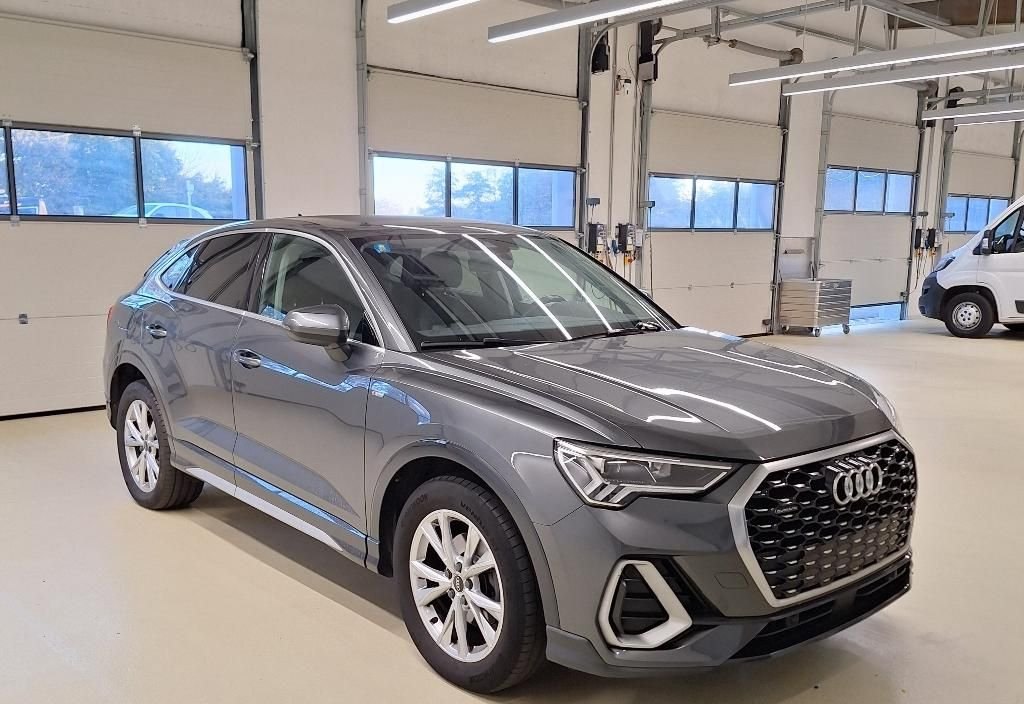 Audi Q3 2022 7