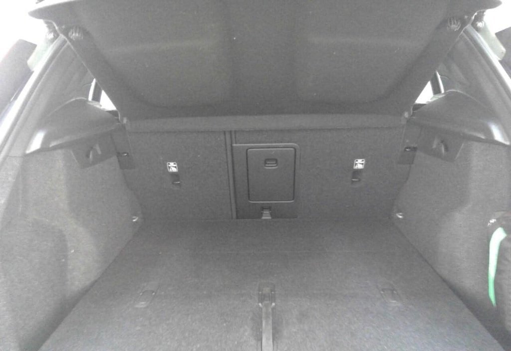 Volvo XC40 2021 10