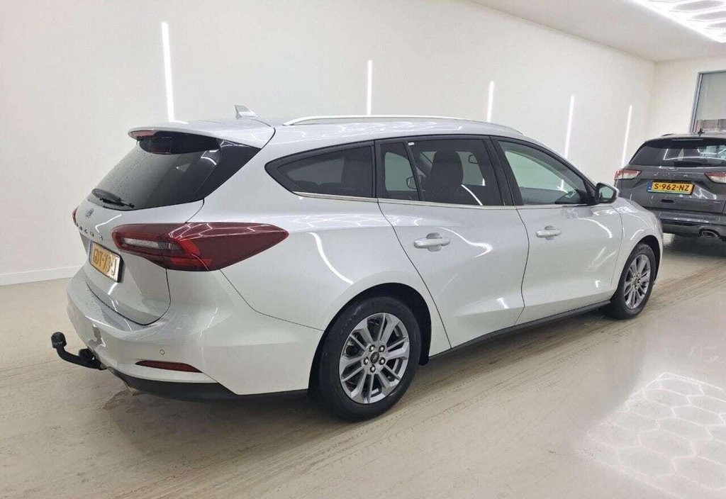 Ford Focus 2024 2